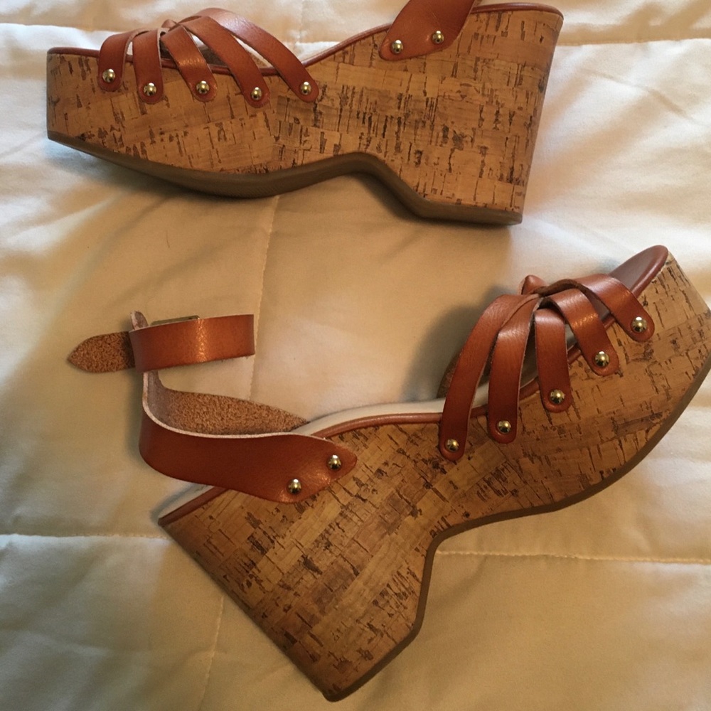 NWOT Mossimo Wedges